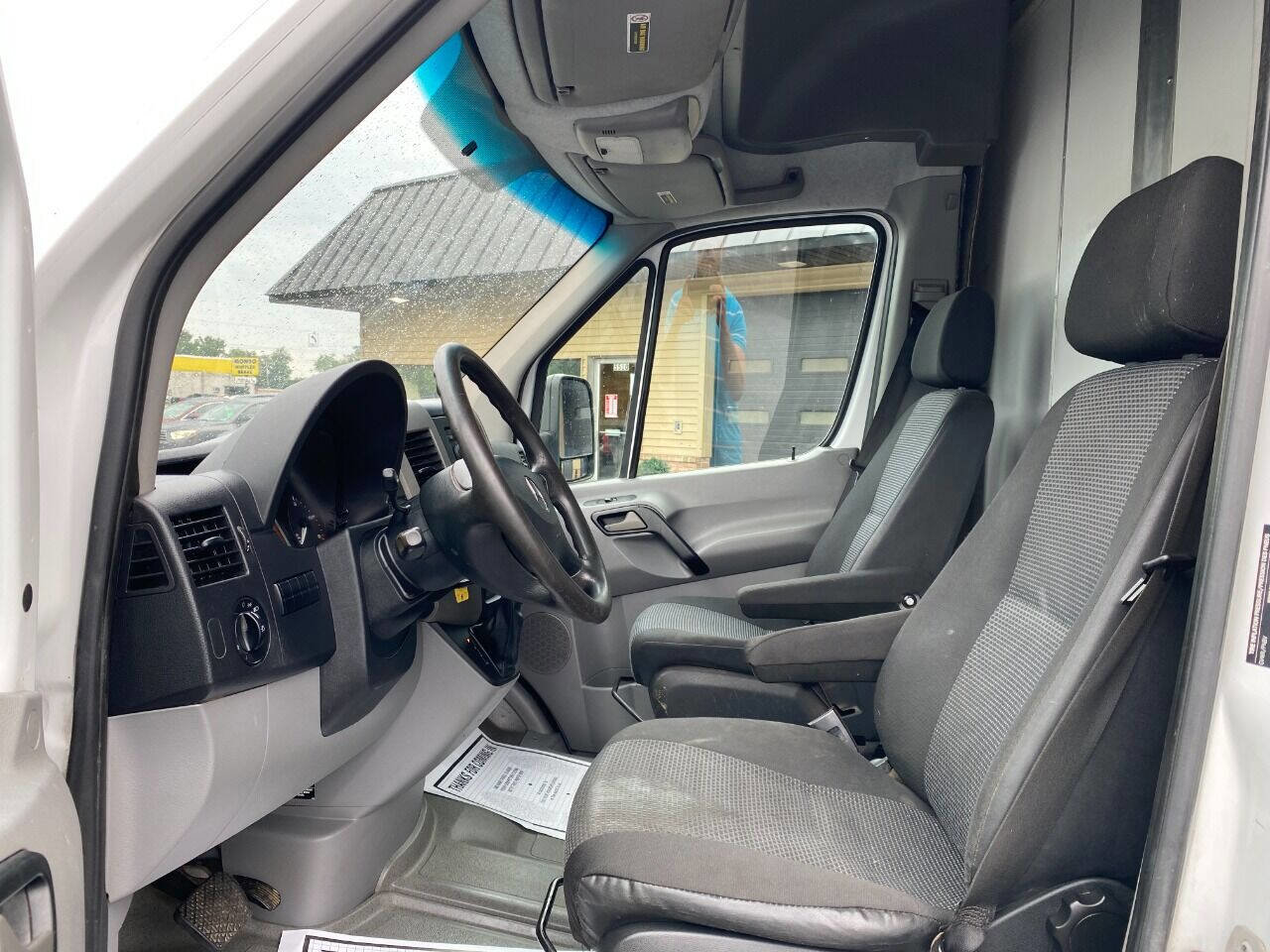 Used 2012 Mercedes-Benz Sprinter 3500 image 9