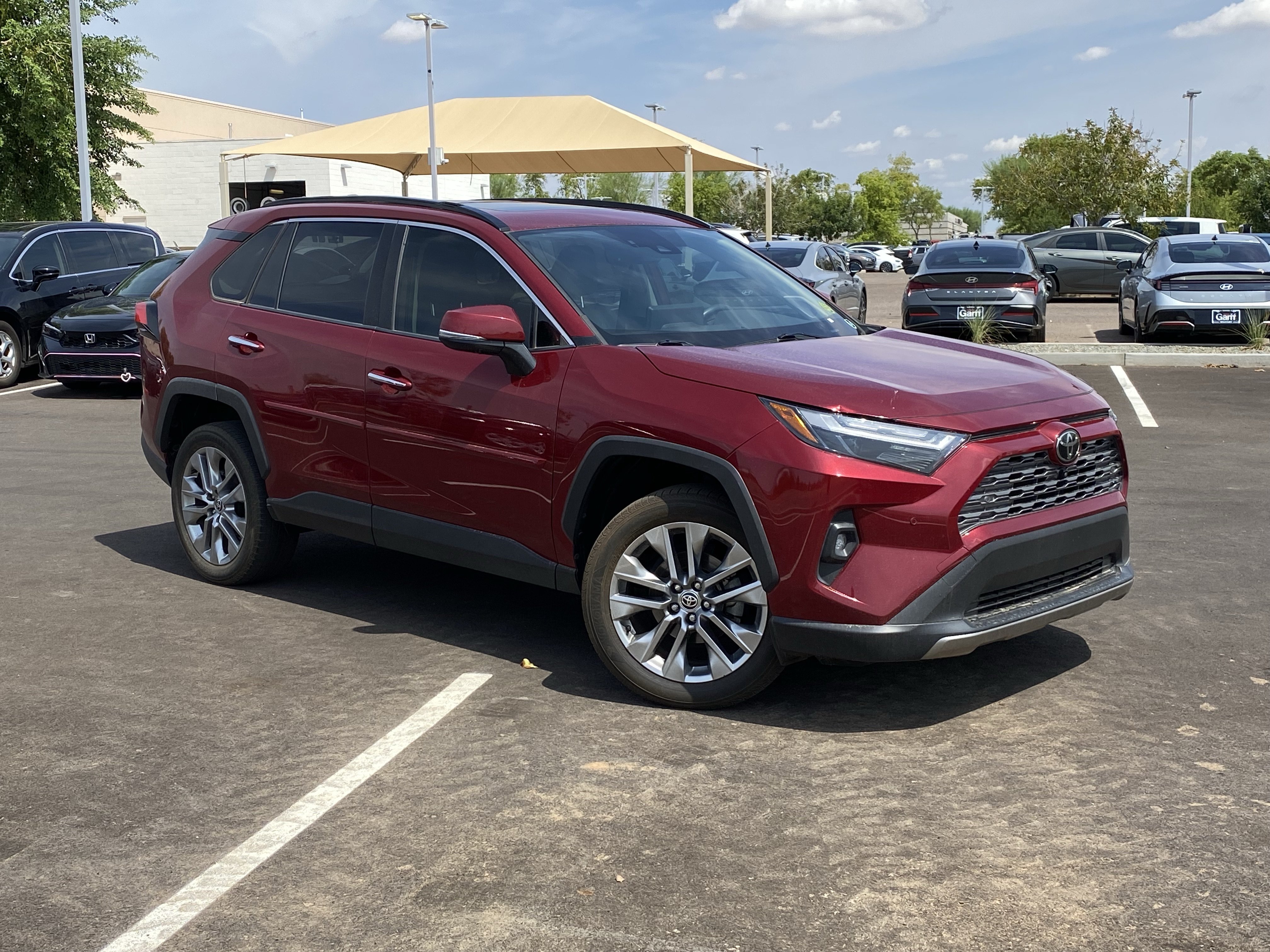 Used 2023 Toyota RAV4 Limited FWD image 34
