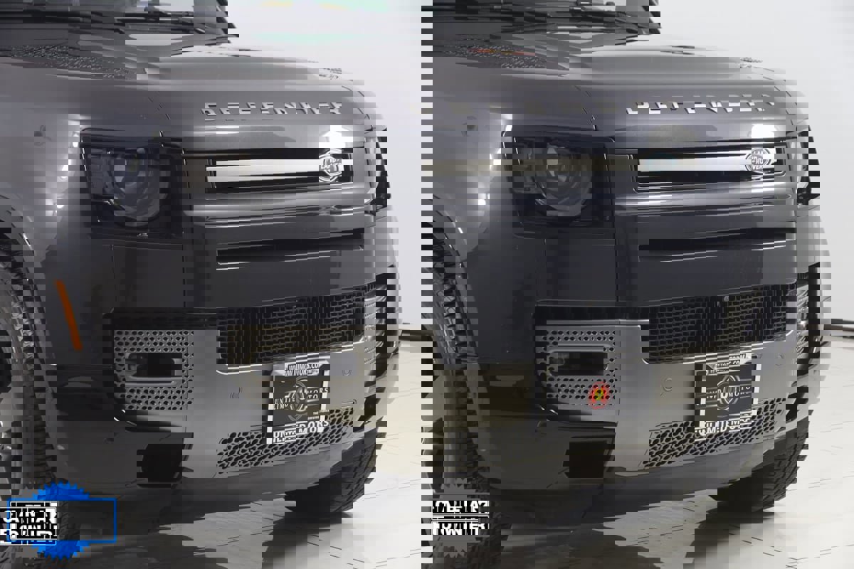 Used 2024 Land Rover Defender 110 X-Dynamic SE image 39