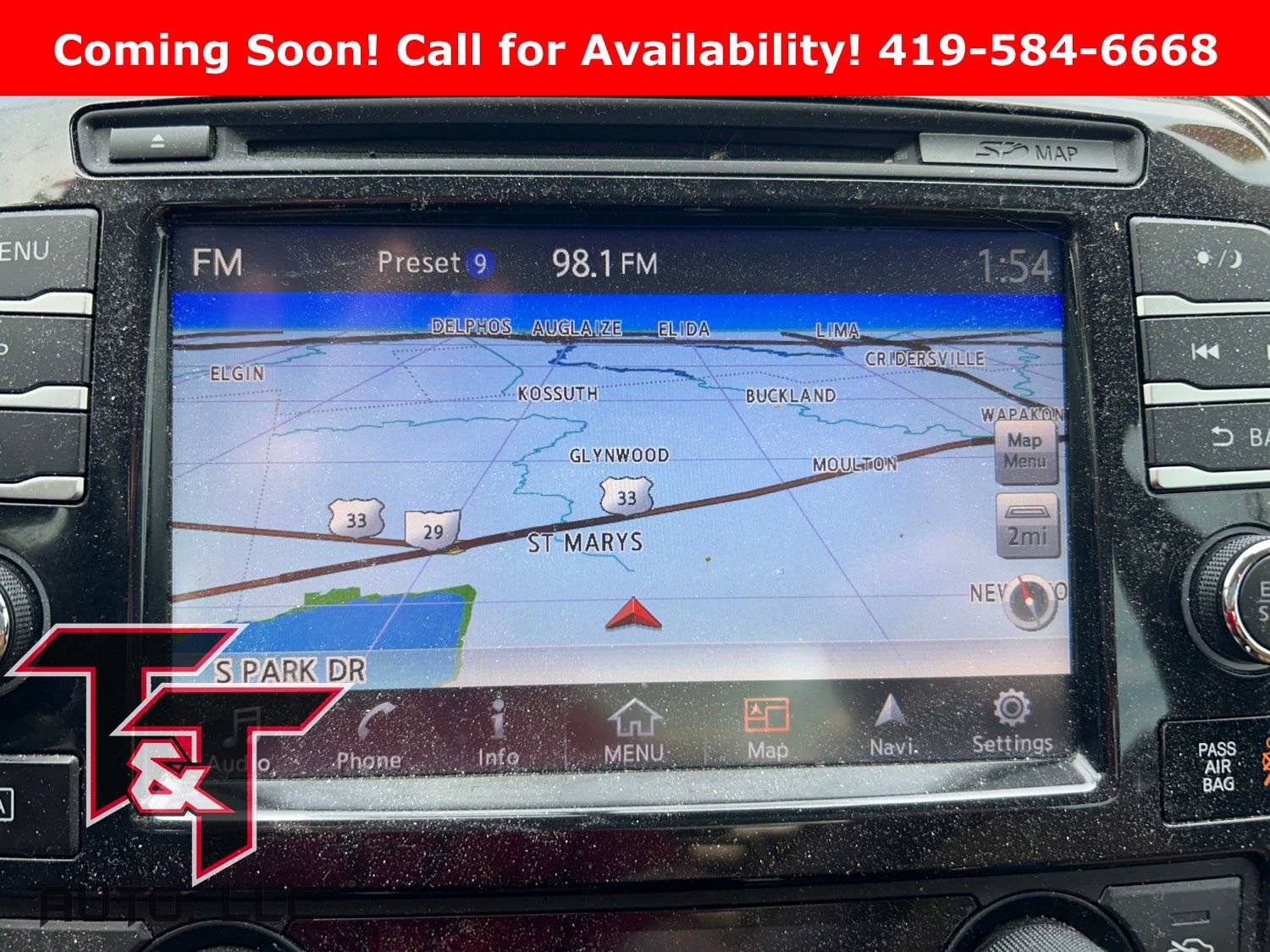 Used 2016 Nissan Maxima SR FWD image 13