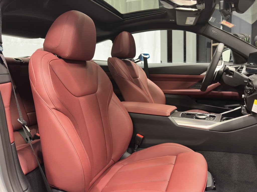 Used 2025 BMW 430i xDrive Coupe w/ Convenience Package image 21