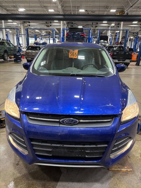Used 2014 Ford Escape SE FWD image 2