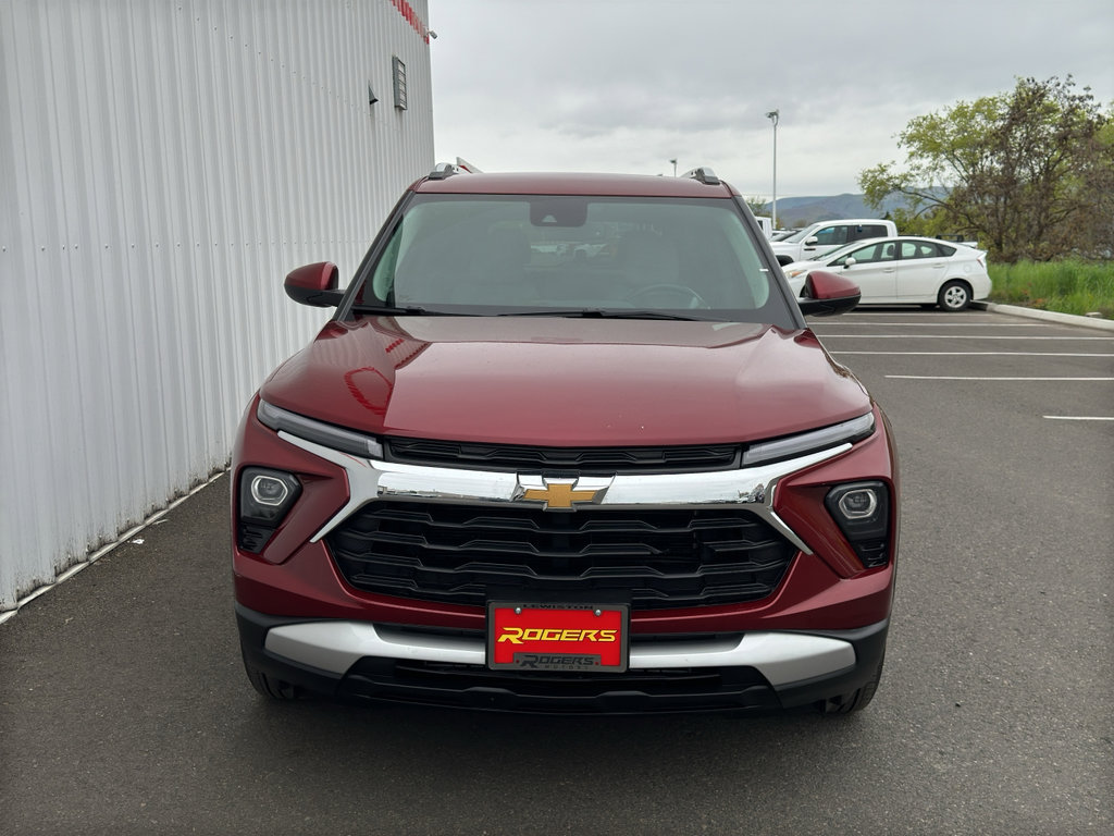 Used 2024 Chevrolet TrailBlazer LT w/ Convenience Package image 2