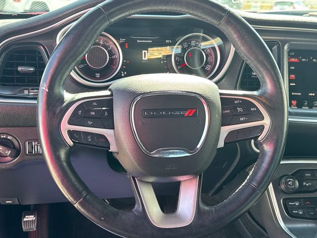 Used 2015 Dodge Challenger SXT Plus RWD image 14