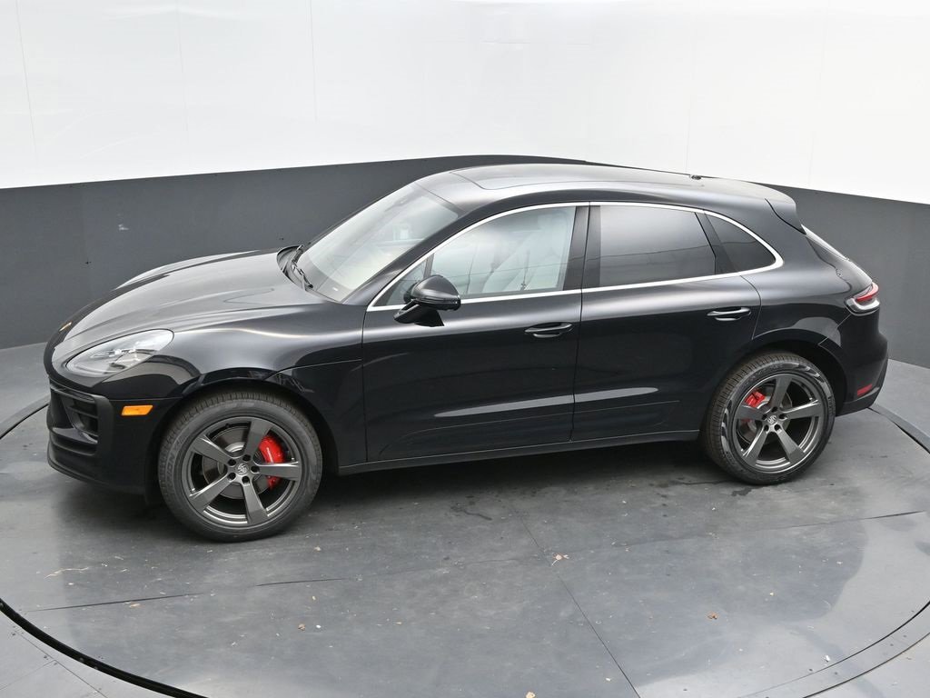 New 2025 Porsche Macan S image 40