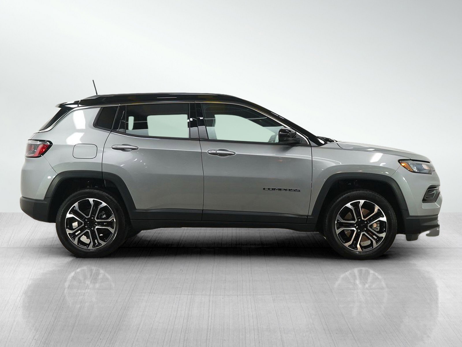 Used 2023 Jeep Compass Limited AWD/4WD image 6