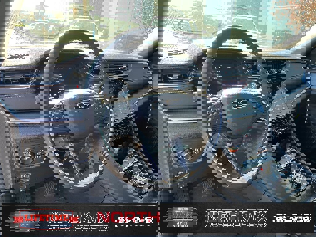 New 2025 Jeep Grand Cherokee L Altitude image 6