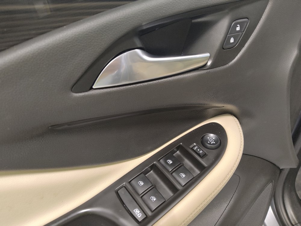 Used 2019 Buick Envision Preferred FWD image 27