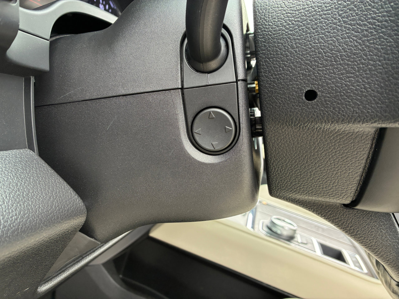 Used 2019 Ford Expedition Platinum image 30