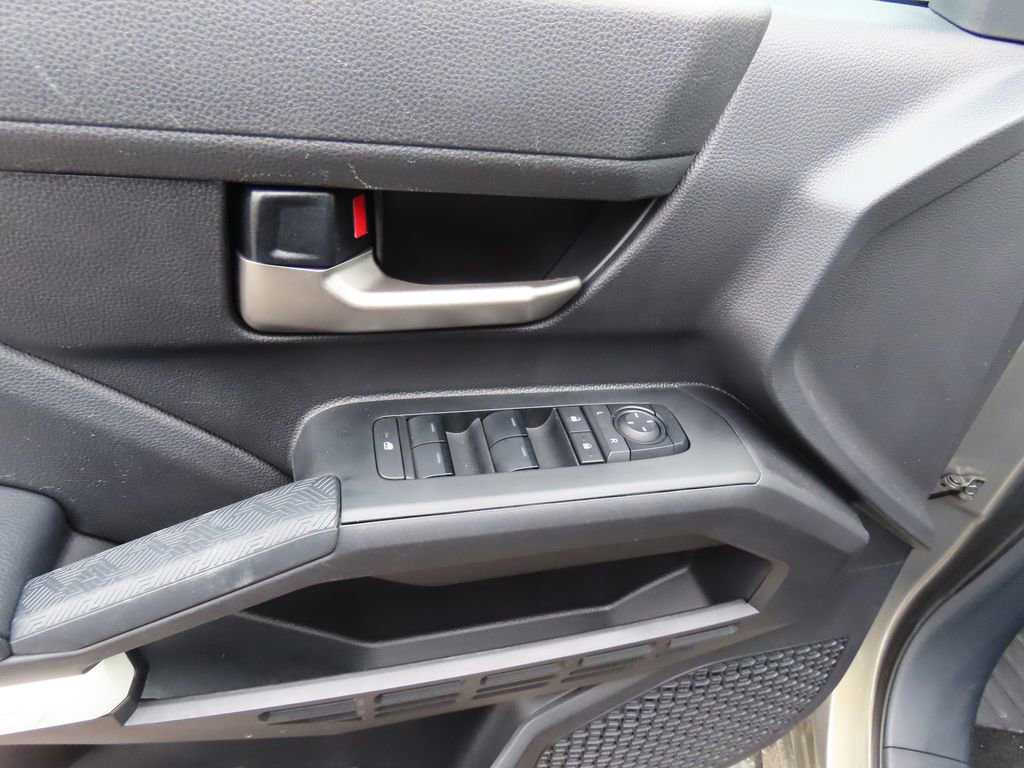 Used 2024 Toyota Tacoma TRD Off-Road image 23