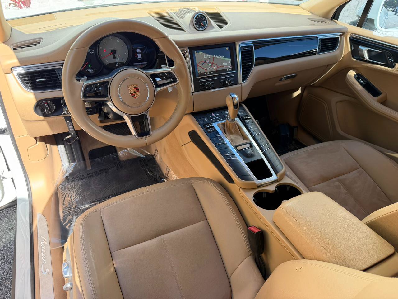 Used 2015 Porsche Macan S image 24