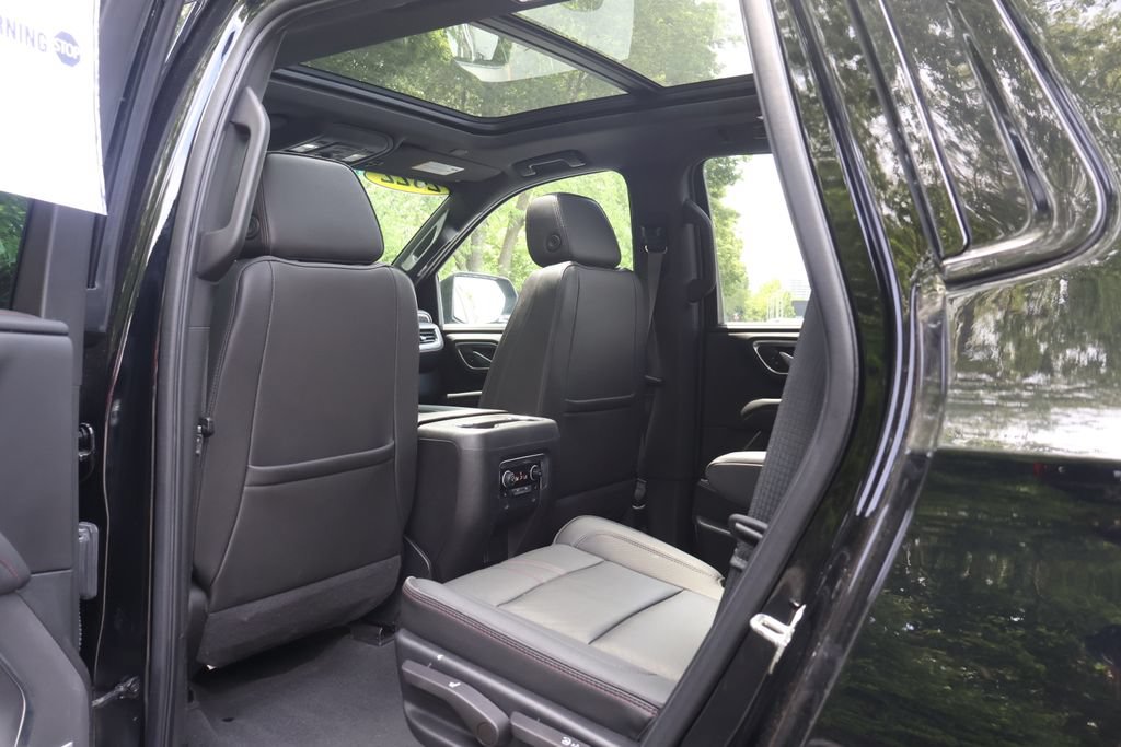 Certified 2022 Chevrolet Tahoe RST w/ Sport Performance Package AWD/4WD image 43