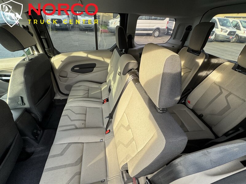 Used 2018 Ford Transit Connect XLT FWD image 14