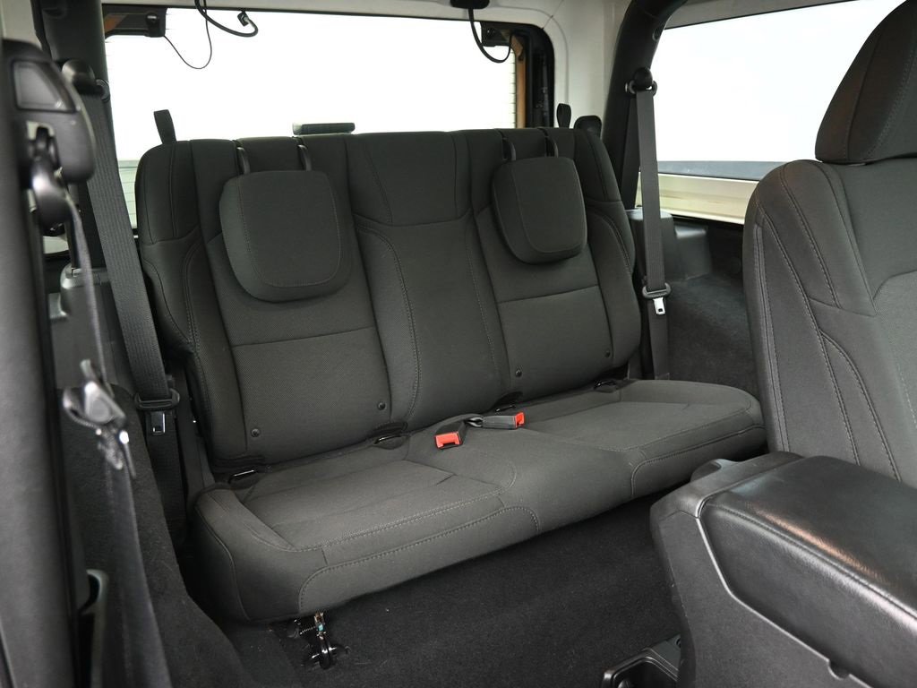 Used 2019 Jeep Wrangler Sport S image 35