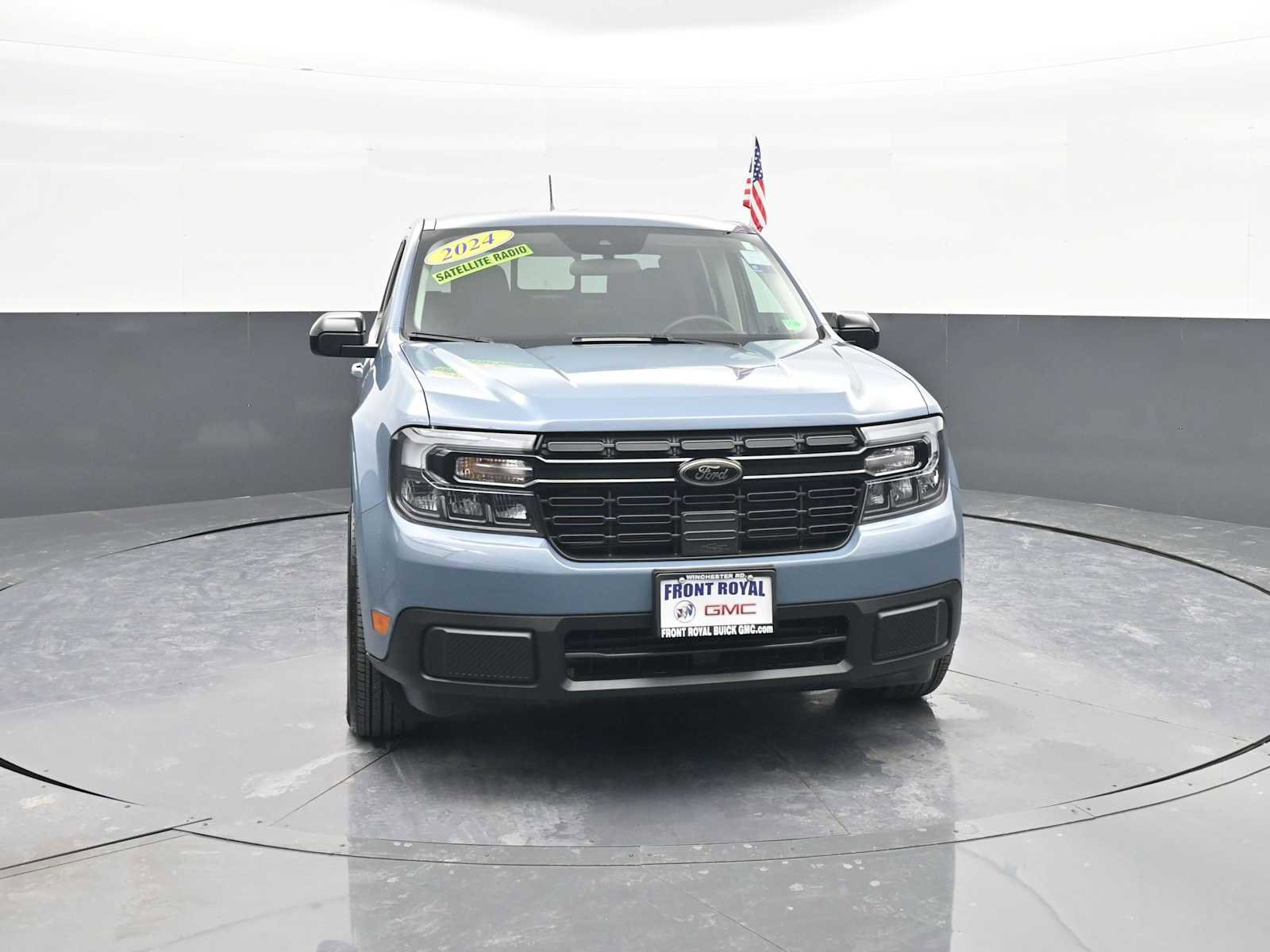 Used 2024 Ford Maverick Lariat w/ Black Appearance Package image 2