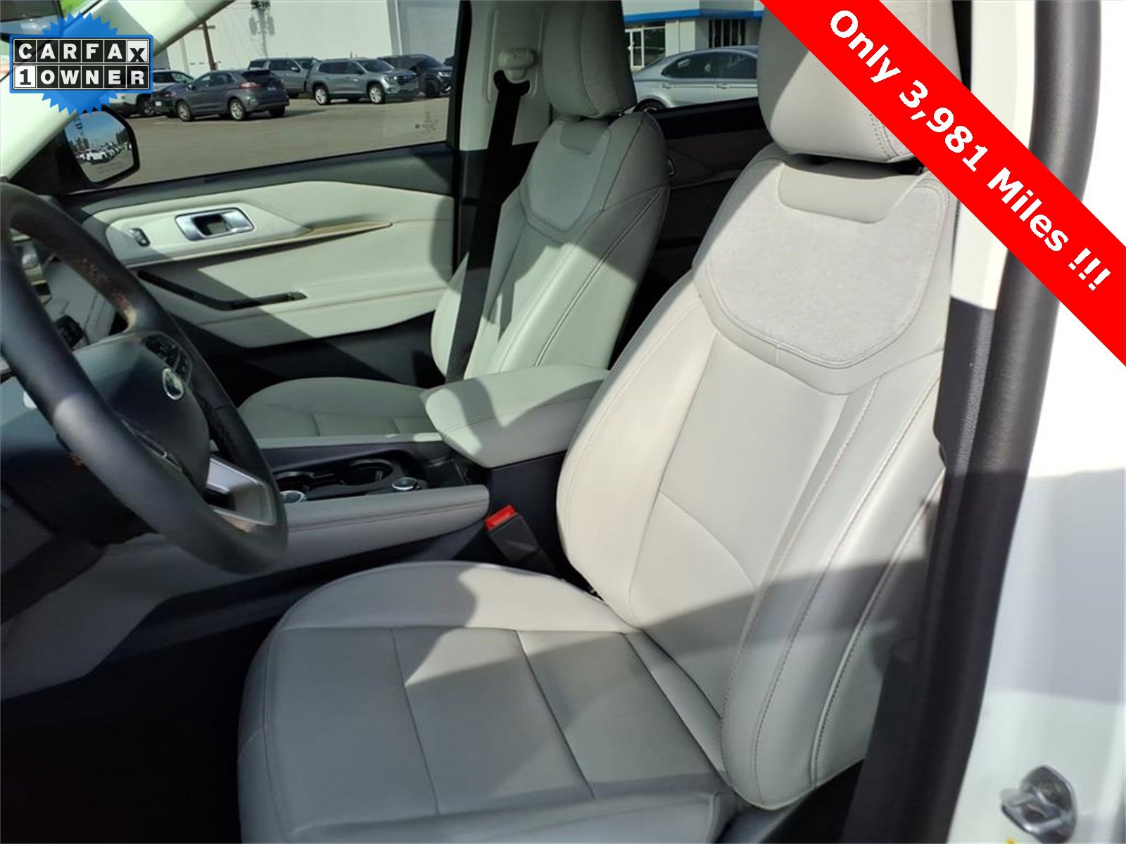 Used 2025 Ford Explorer Active w/ Active Comfort Package image 16