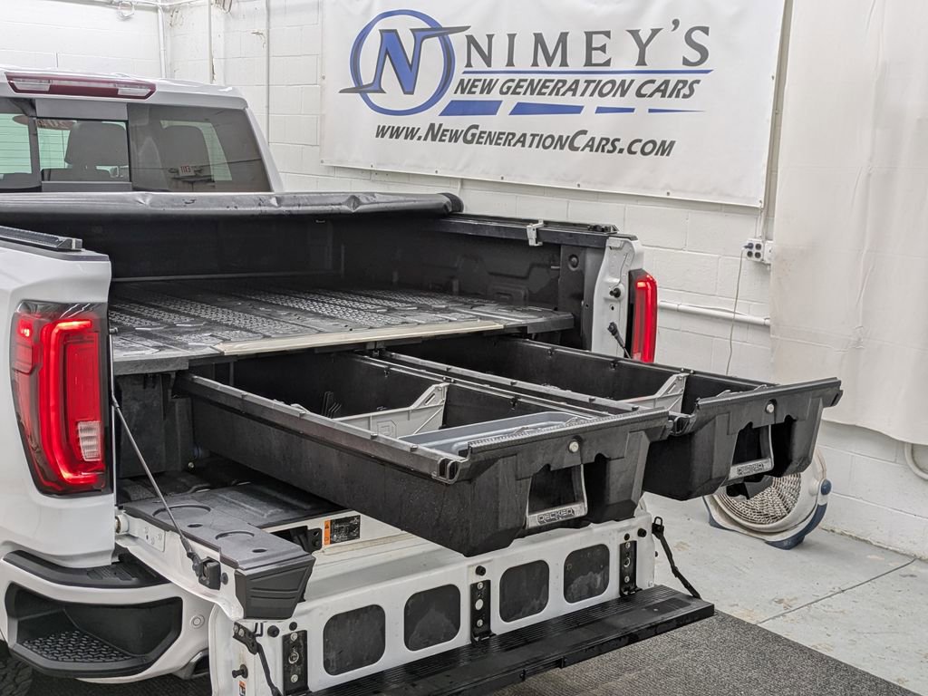 Used 2021 GMC Sierra 1500 AT4 w/ AT4 Preferred Package AWD/4WD image 16