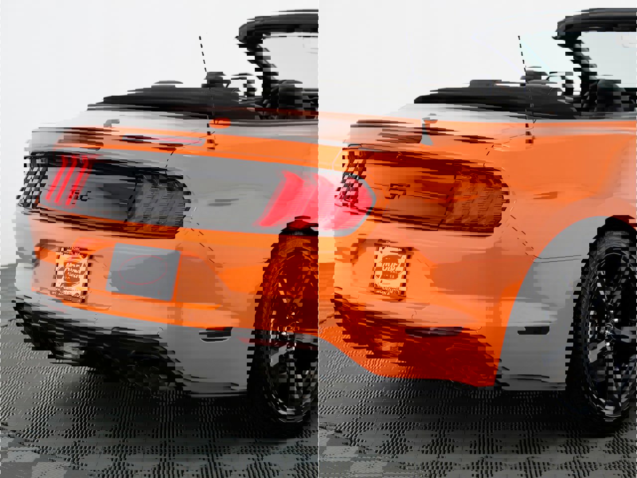 Used 2021 Ford Mustang GT Premium w/ Equipment Group 401A image 14