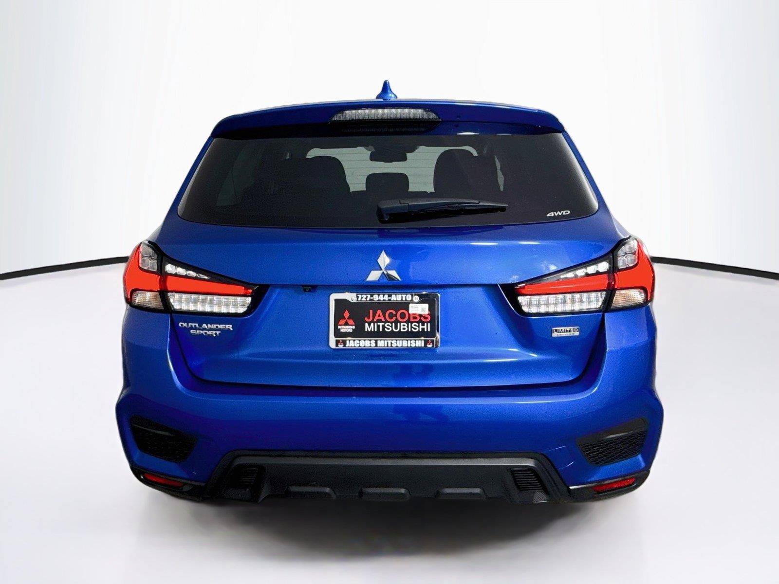 Used 2025 Mitsubishi Outlander Sport LE AWD/4WD image 5