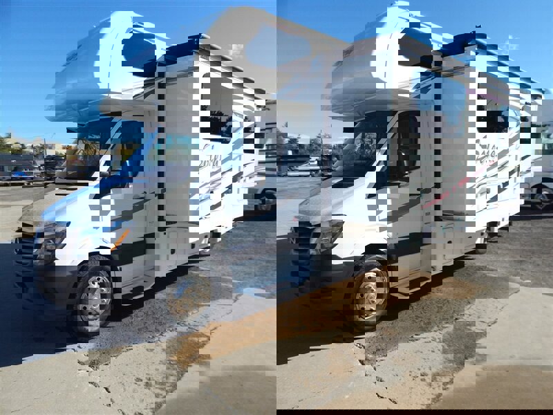 Used 2015 Mercedes-Benz Sprinter 3500 image 51