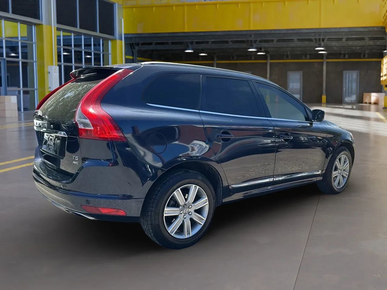 Used 2017 Volvo XC60 T5 Inscription w/ Preferred Option Package AWD/4WD image 5