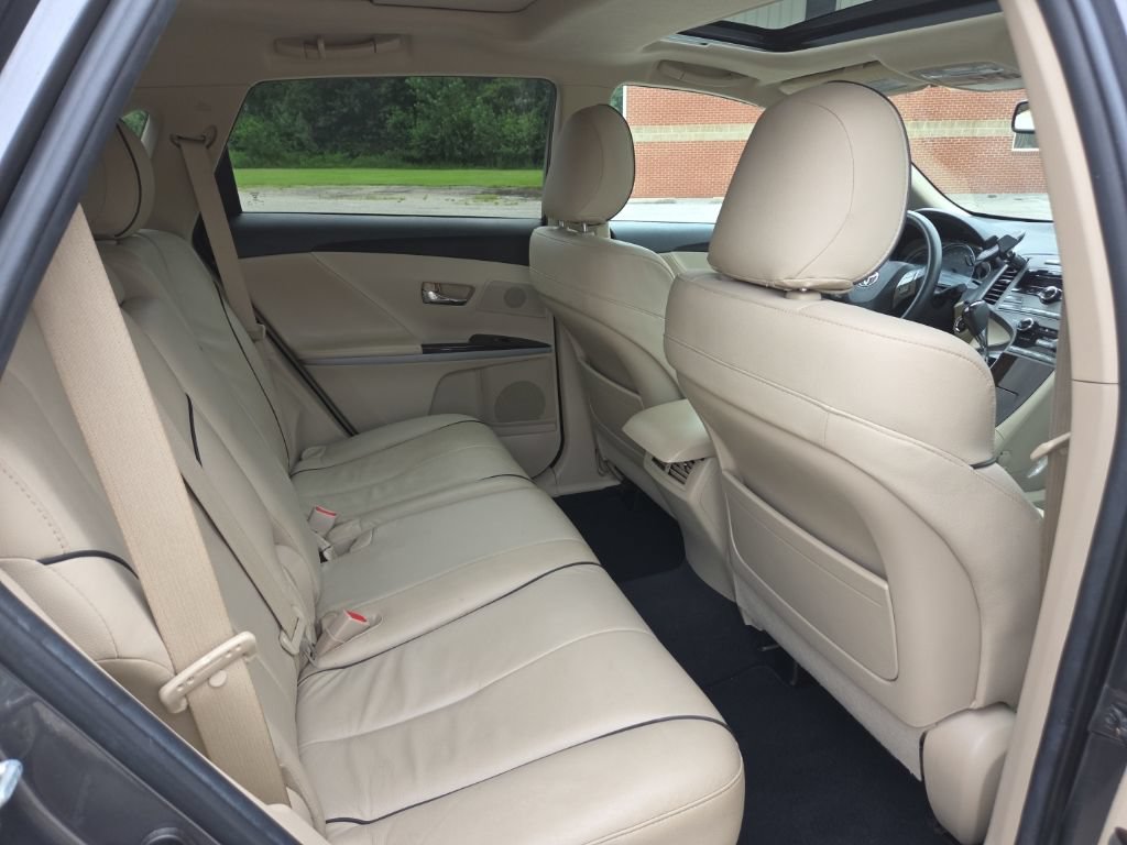Used 2009 Toyota Venza AWD image 25