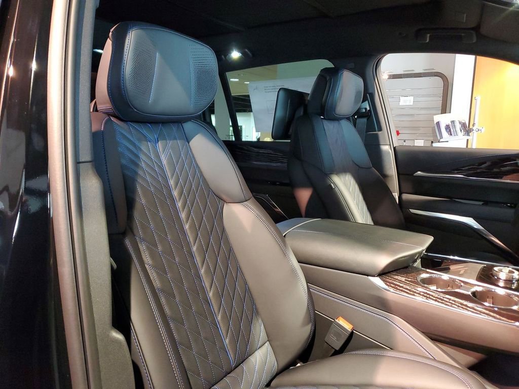 New 2025 Cadillac Escalade IQ Sport 1 image 19