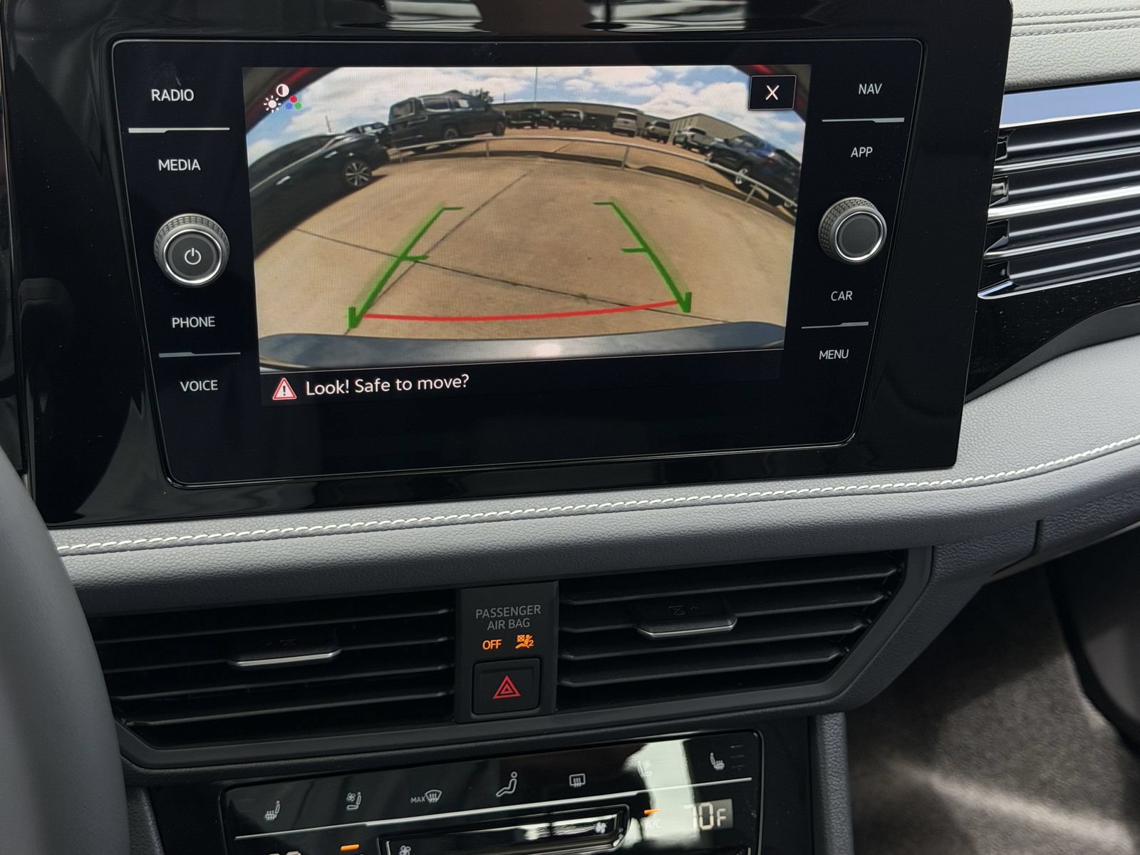 New 2026 Volkswagen Jetta SEL FWD image 18