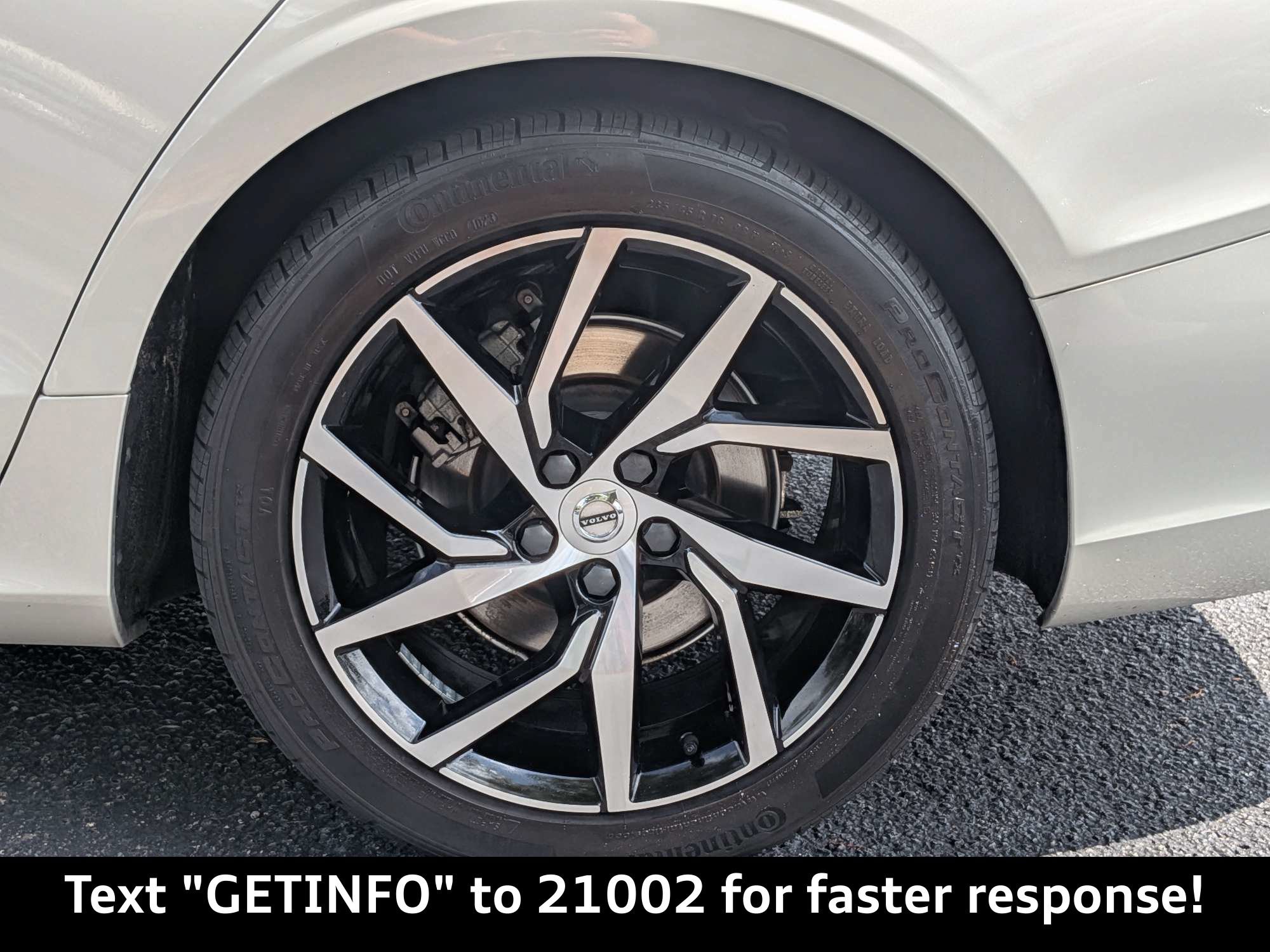 Used 2020 Volvo S60 T5 Momentum FWD image 13