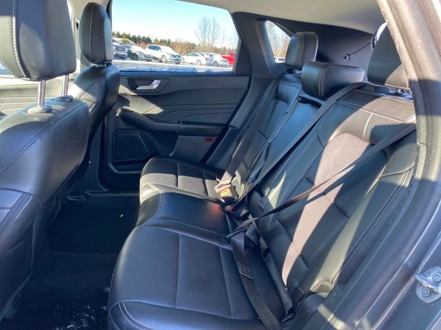 Used 2022 Ford Escape SEL image 17