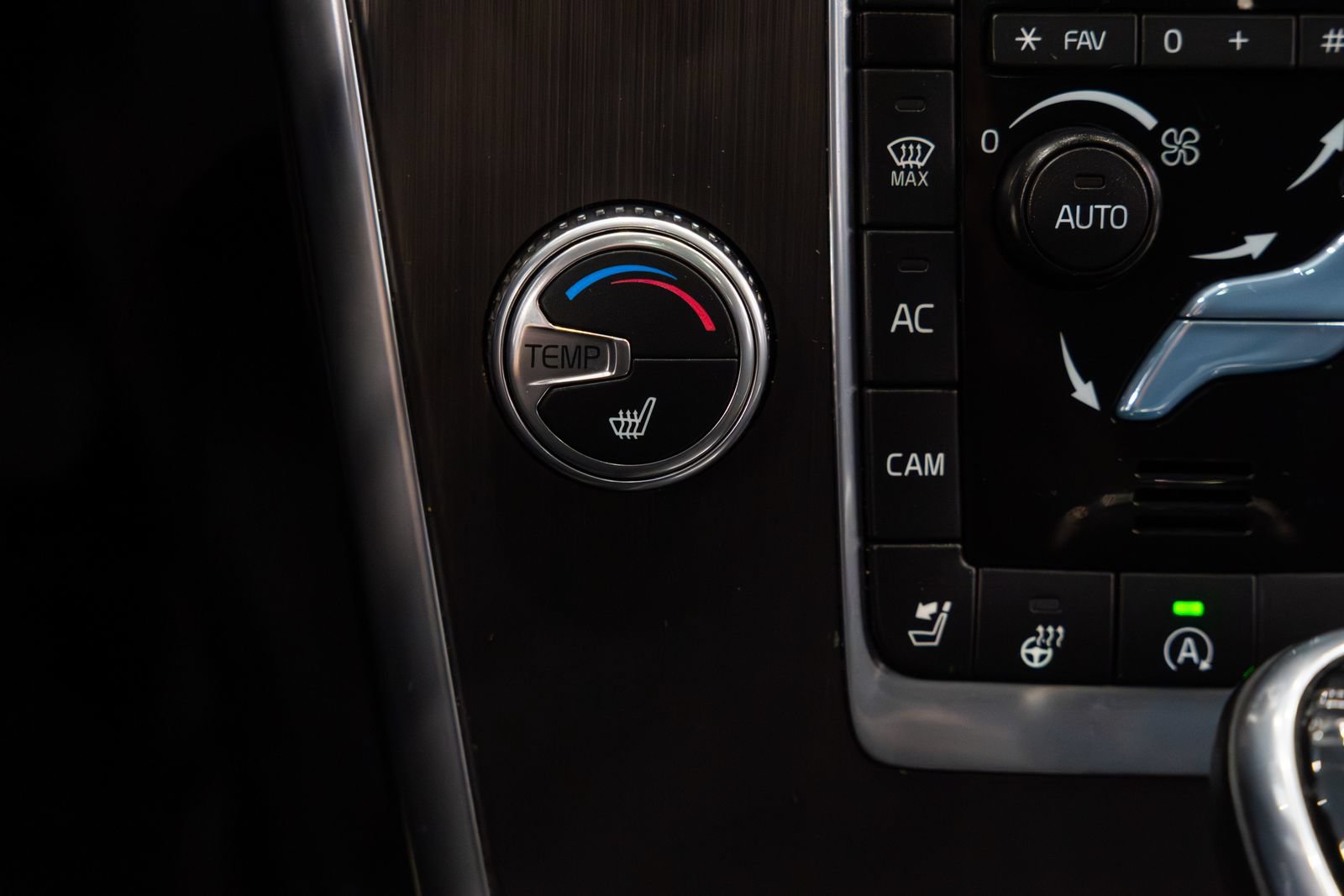 Used 2015 Volvo XC60 T5 Premier FWD image 14