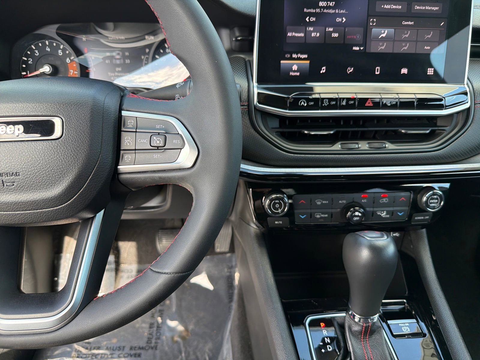 Used 2023 Jeep Compass Trailhawk image 24