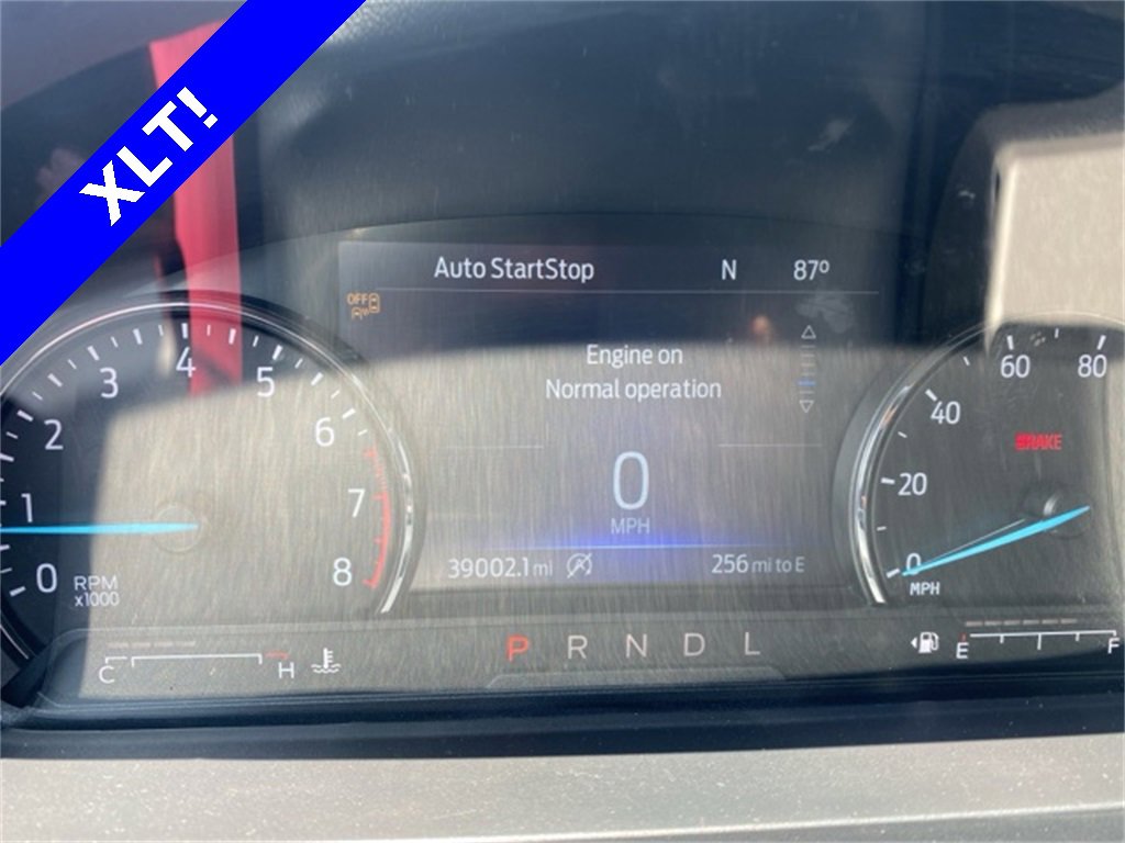 Used 2024 Ford Explorer XLT w/ Equipment Group 202A image 27