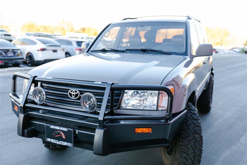 Used 2001 Toyota Land Cruiser AWD/4WD image 19