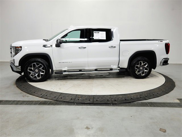 Used 2024 GMC Sierra 1500 SLT w/ SLT Premium Package image 4