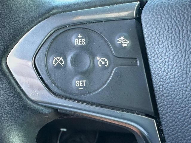 Used 2023 Chevrolet Traverse LT FWD image 19