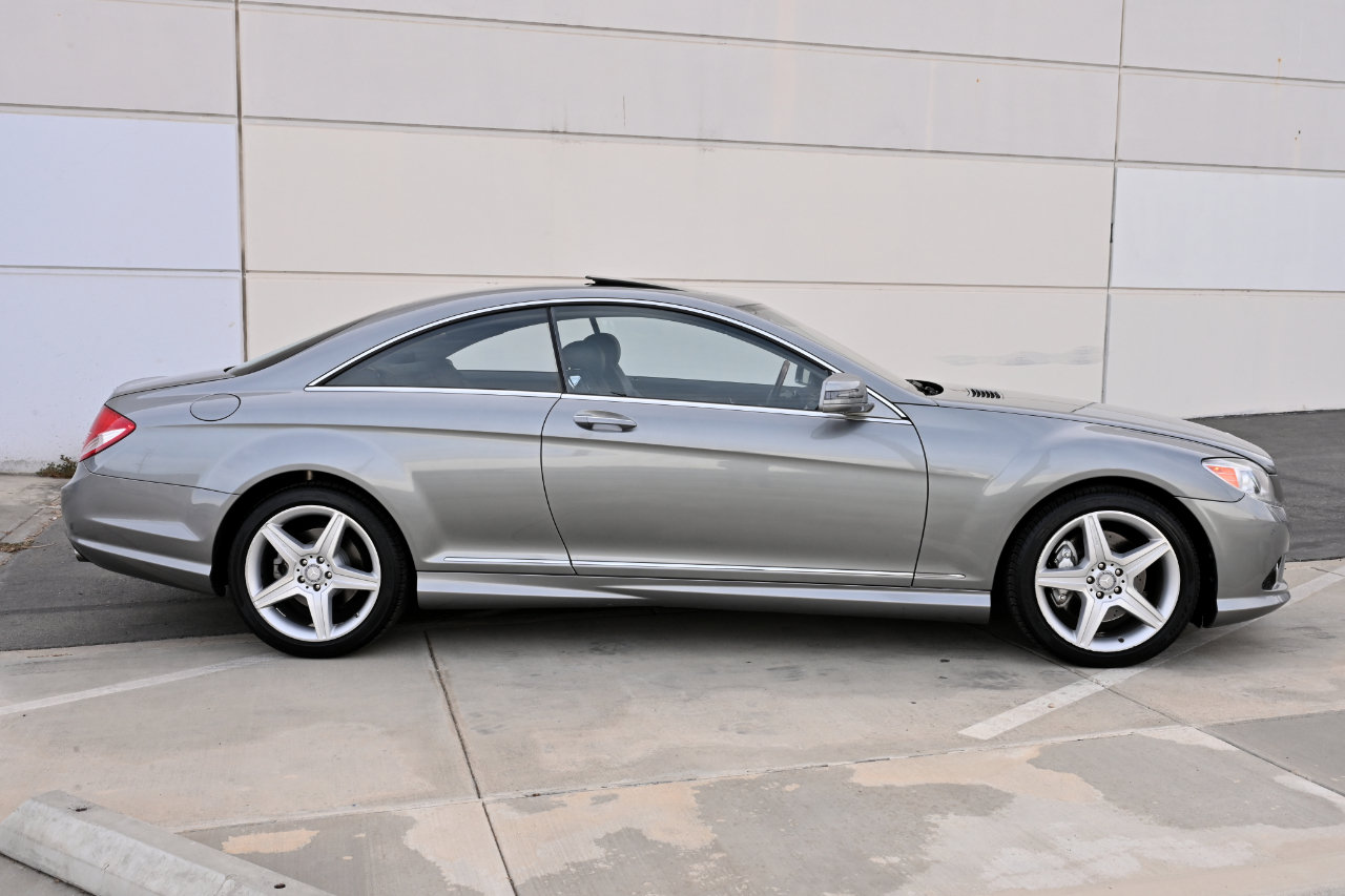 Used 2010 Mercedes-Benz CL 550 4MATIC image 8