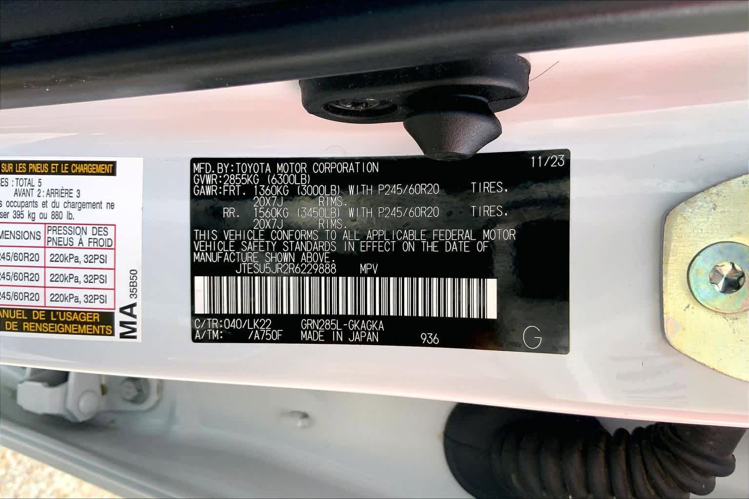 Used 2024 Toyota 4Runner TRD Sport AWD/4WD image 34