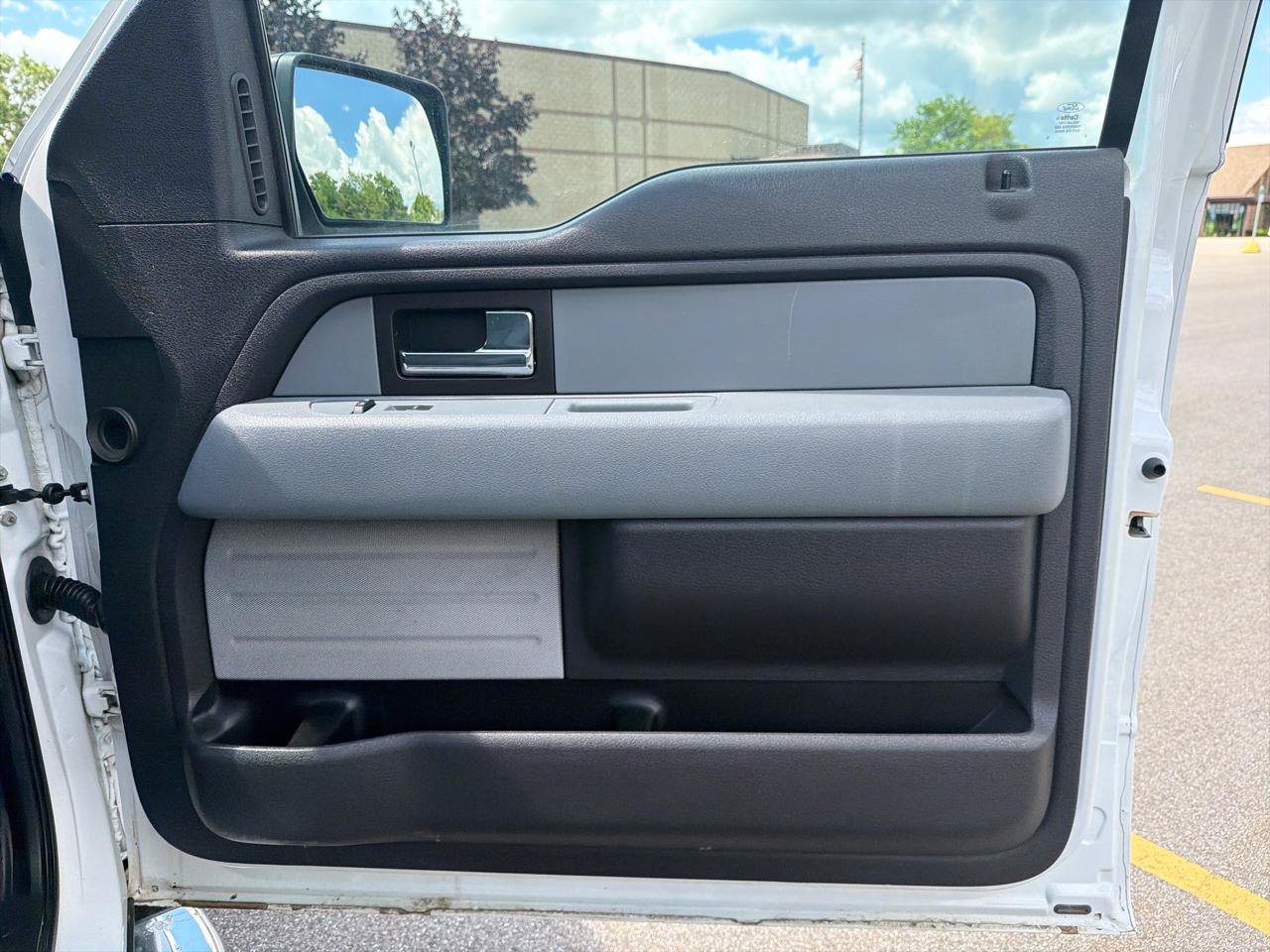 Used 2013 Ford F150 XLT w/ Trailer Tow Pkg AWD/4WD image 20