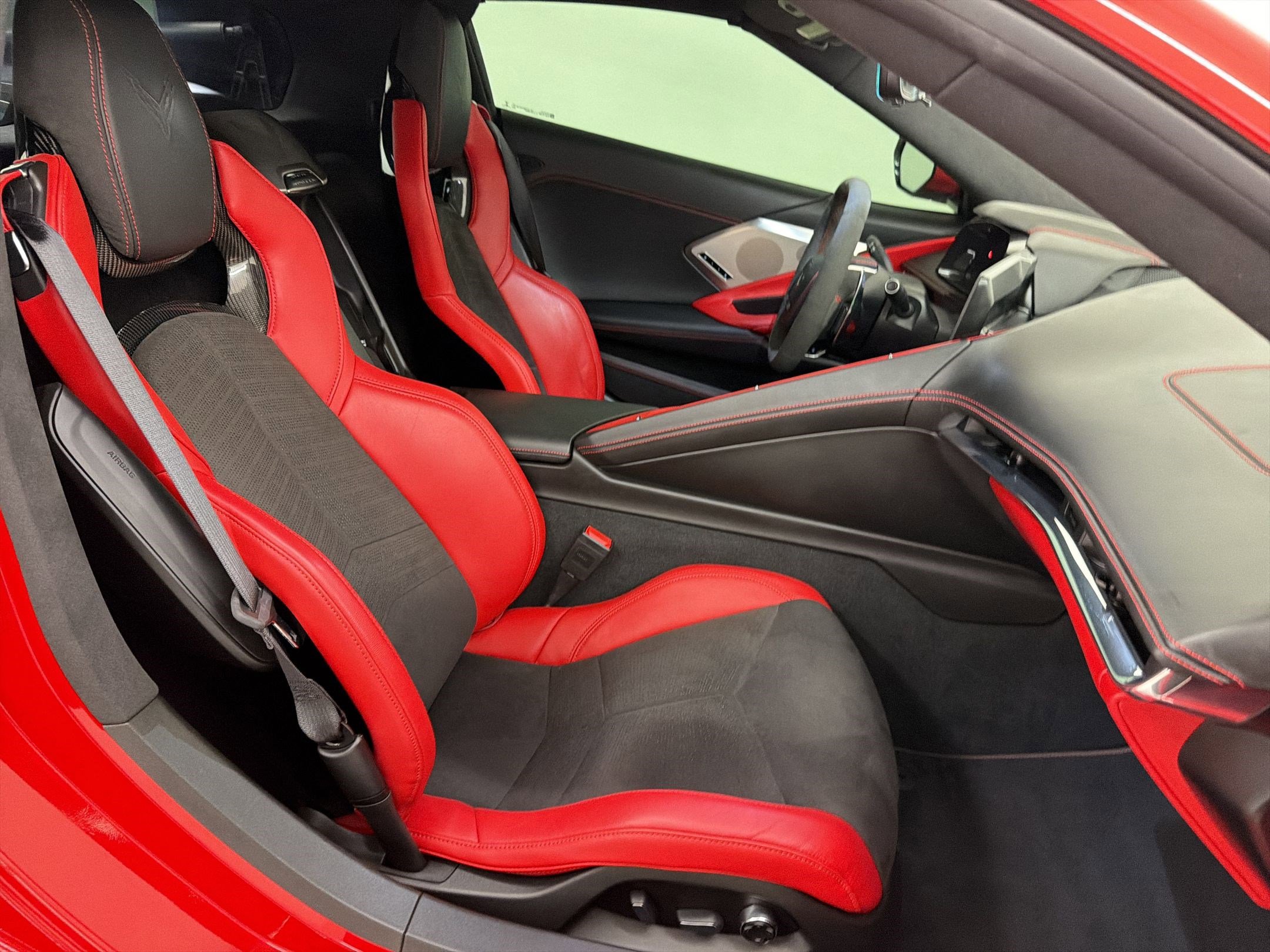 Used 2020 Chevrolet Corvette Stingray Premium Cpe w/ 3LT Preferred Equipment Group RWD image 28