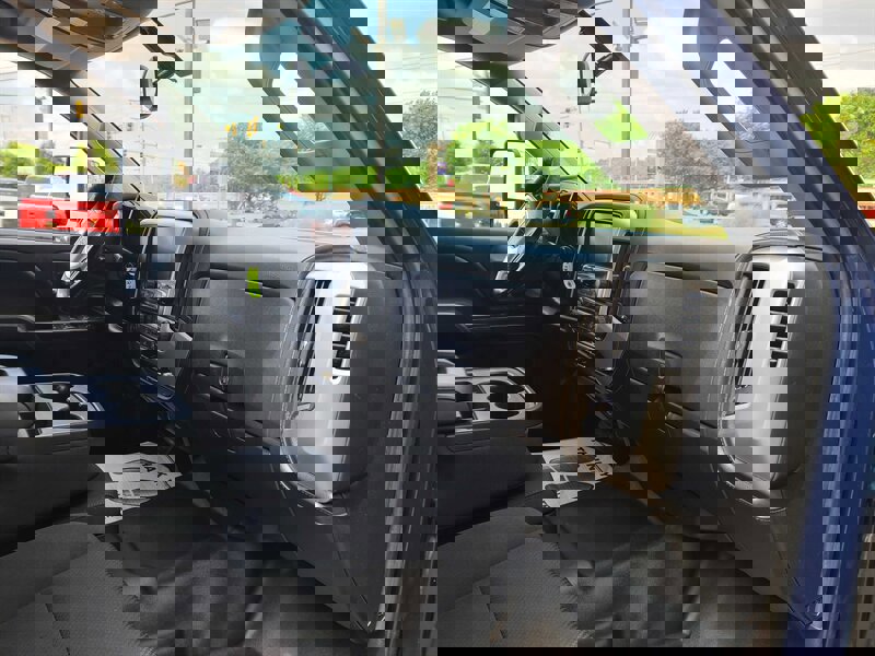 Used 2015 GMC Sierra 2500 SLE image 14