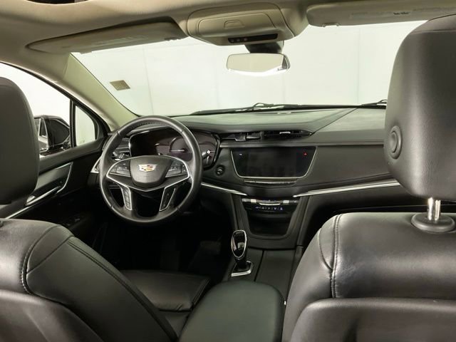 Used 2017 Cadillac XT5 Luxury w/ Driver Awareness Package image 14