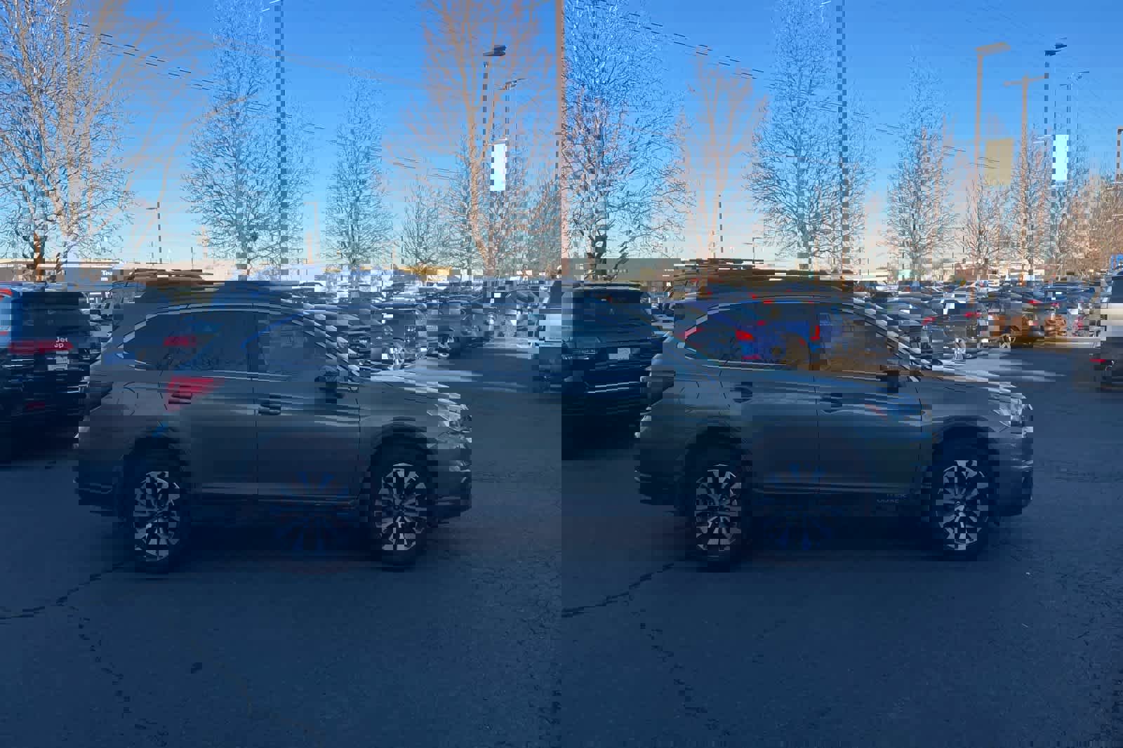 Used 2016 Subaru Outback 3.6R Limited image 8