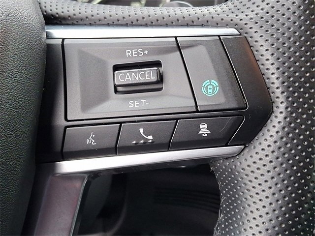 Used 2024 Mitsubishi Outlander SE image 17