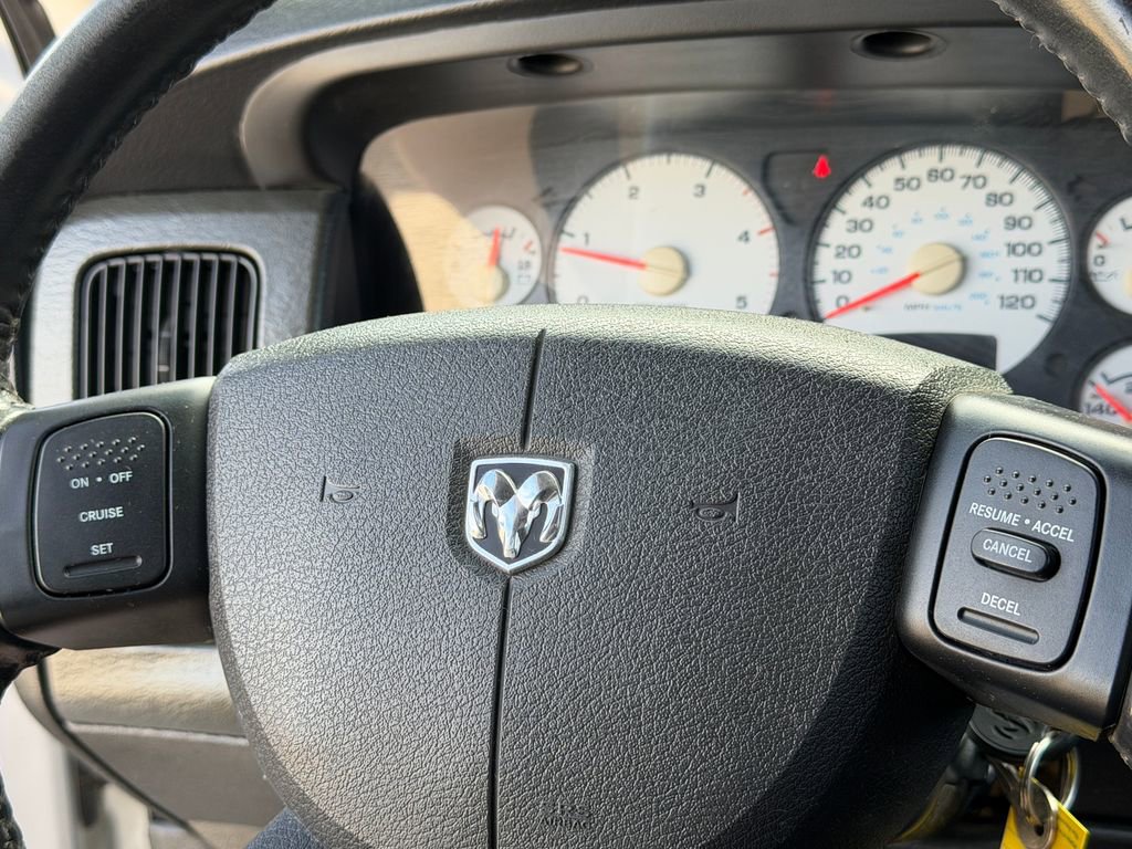 Used 2005 Dodge Ram 3500 Truck SLT image 28