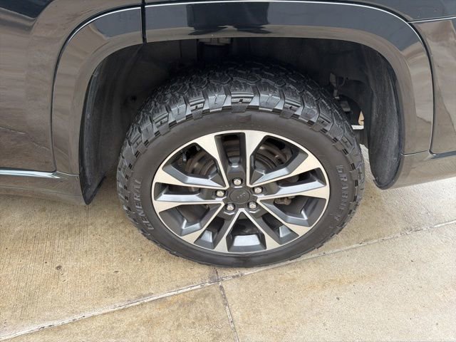 Used 2022 Jeep Grand Cherokee L Overland w/ Luxury Tech Group IV image 24
