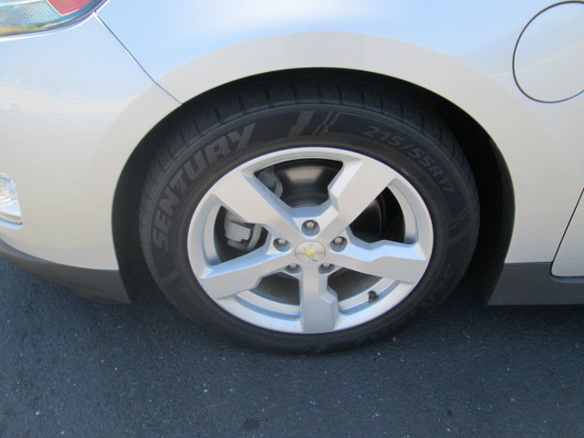 Used 2014 Chevrolet Volt Premium w/ Premium Trim Package FWD image 13