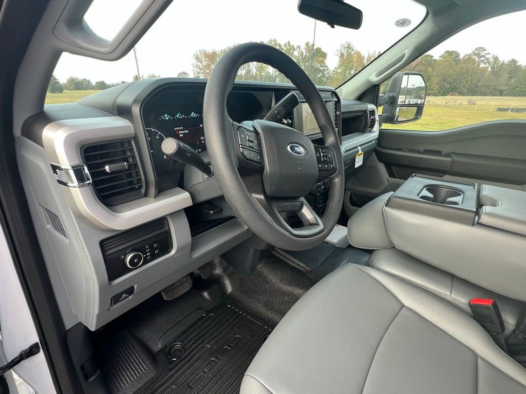 New 2026 Ford F450 XL w/ XL Chrome Package AWD/4WD image 13