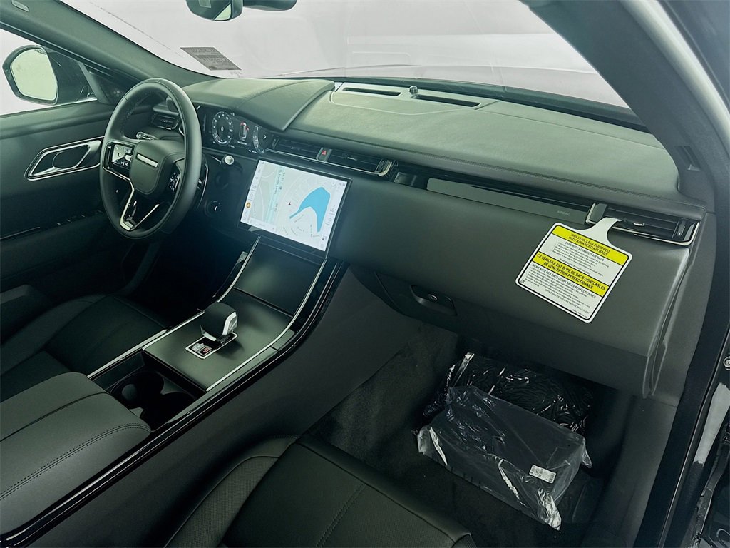 New 2026 Land Rover Range Rover Velar Dynamic SE image 29