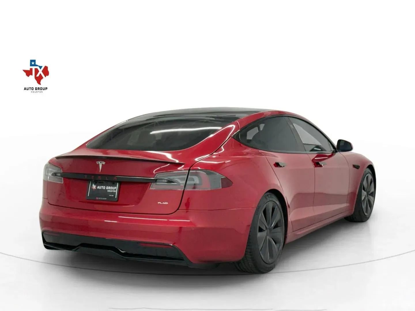 Used 2021 Tesla Model S Plaid image 6